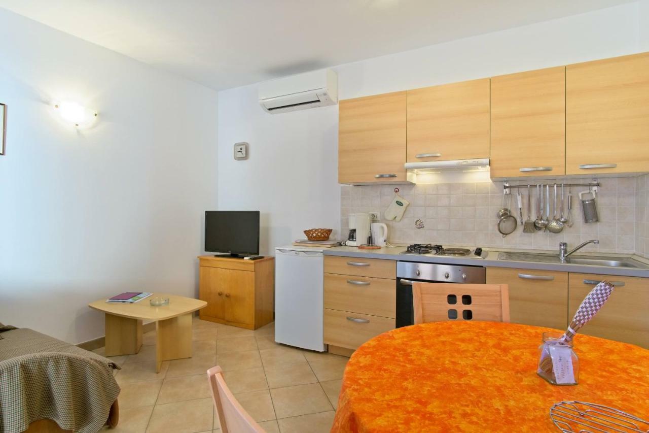 Apartmani Dorita Mali Lošinj Εξωτερικό φωτογραφία