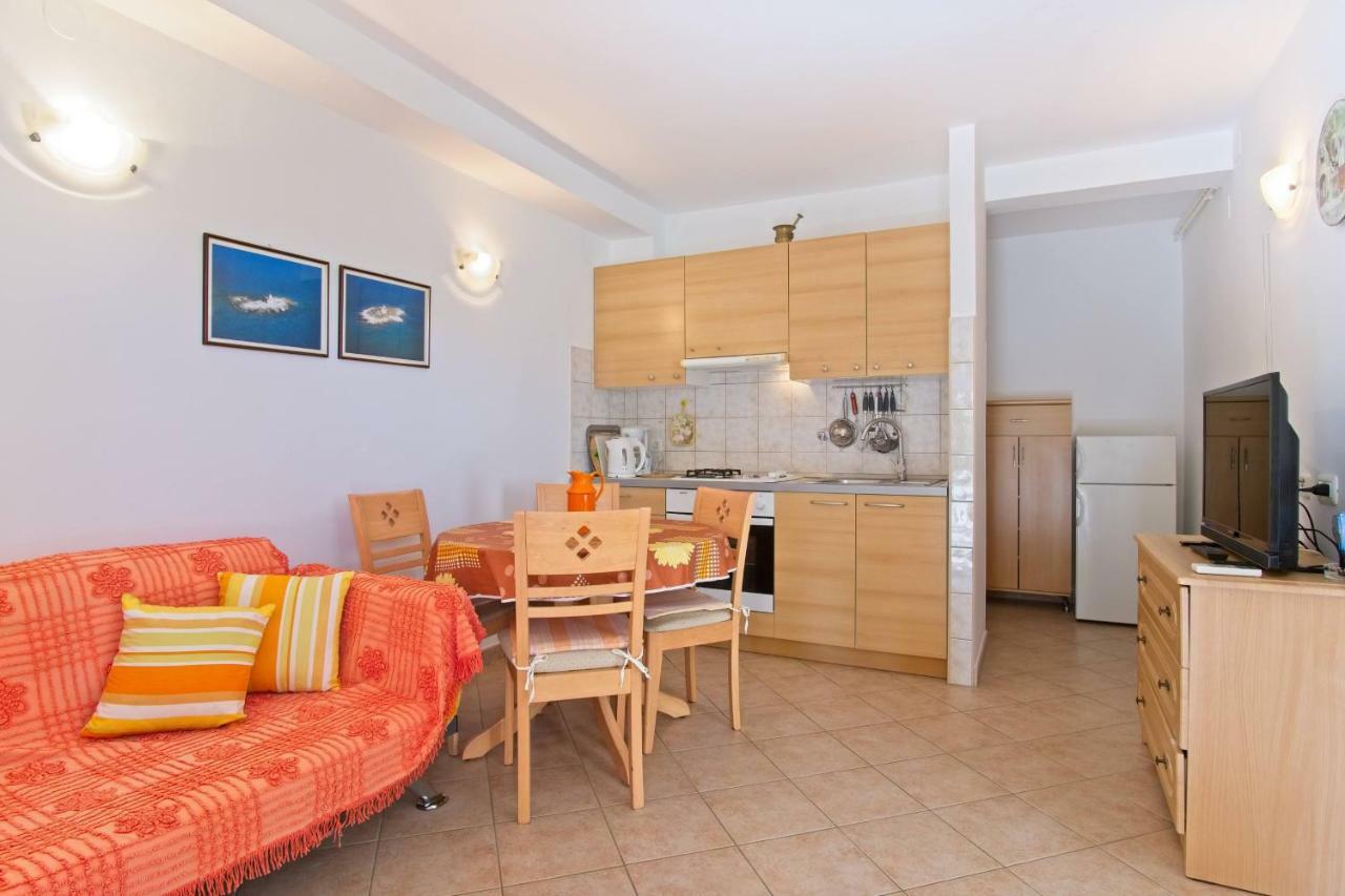 Apartmani Dorita Mali Lošinj Εξωτερικό φωτογραφία